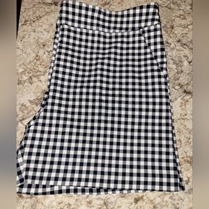 Time And Tru Navy and White Checkered Women's Shorts NWT❤️